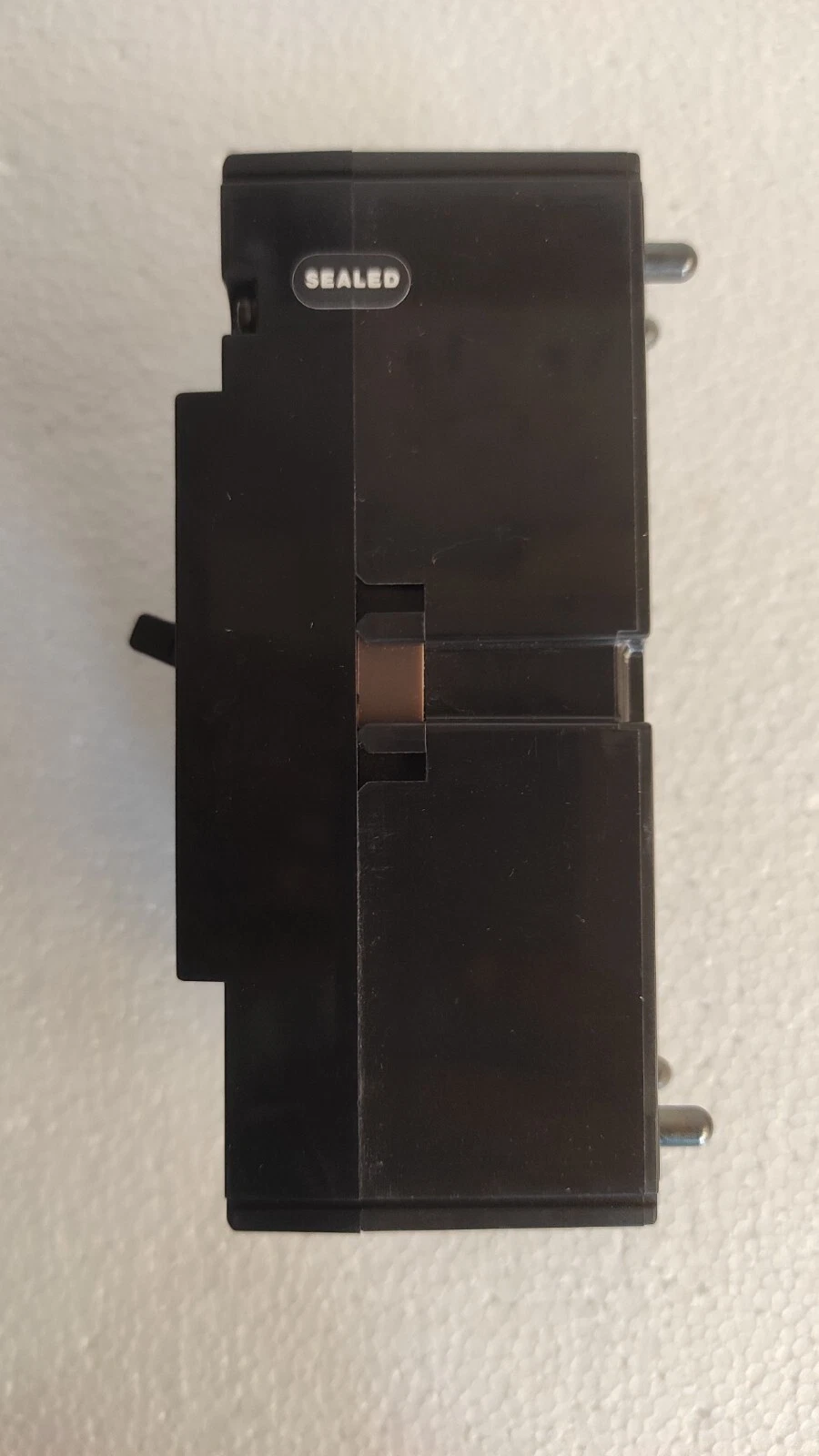 admin/uploads/uploads/Terasaki  XS100NB 15A 3 Pole Circuit Breaker_7.webp